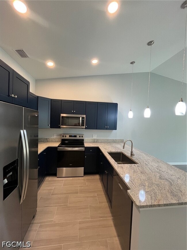 5653 Genesee Pkwy