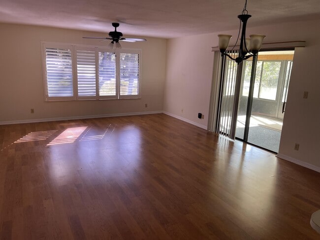 Photo - 255 S Tropical Trail