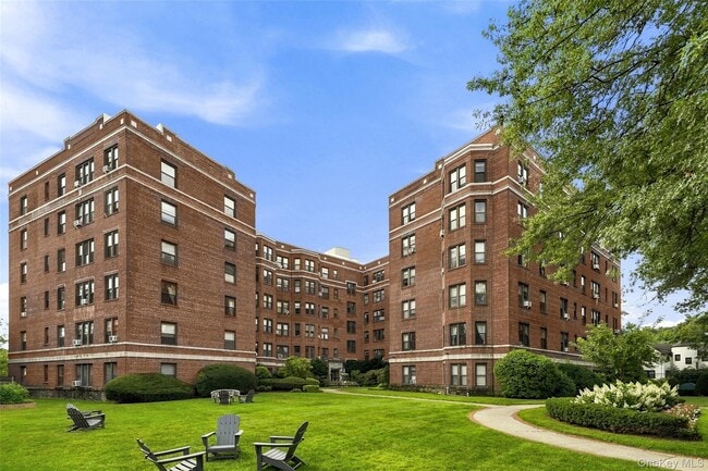Building Photo - 11 Alden Rd Unit 5L