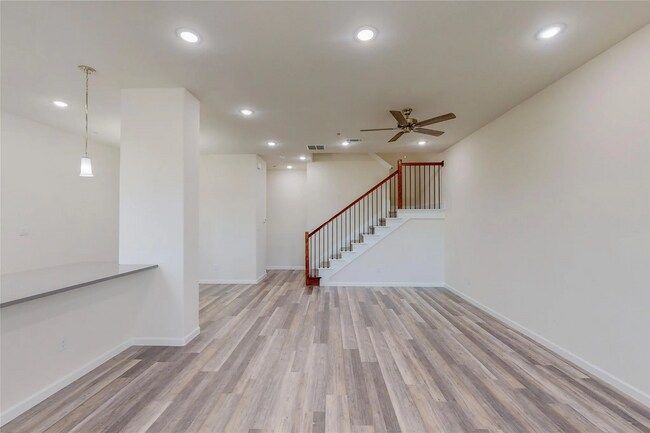 Photo - 3 Bed 2 bath 2 Car Garage Luxurious Townhome in Frisco!