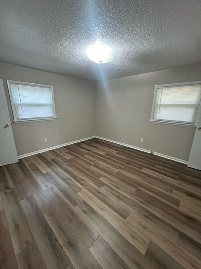 Photo - 306 Lanier Rd