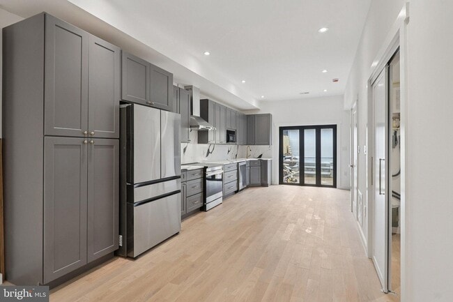 Photo - 55 P St NW
