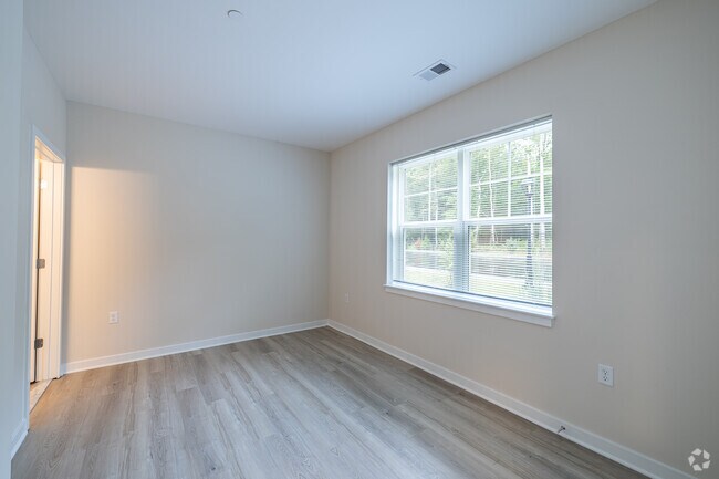 Photo - Henderson Square