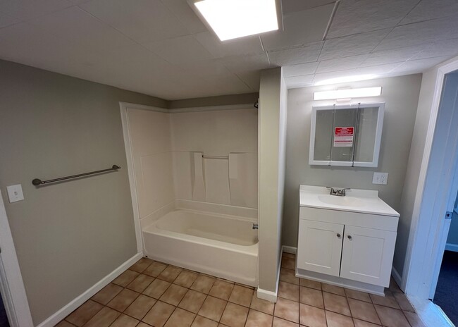 Second Floor Bathroom. - 2057 High St Townhome