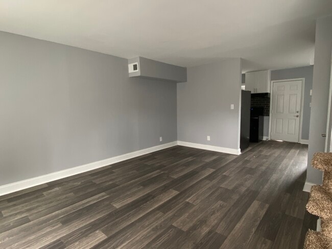 Living room - 2 Bd Remodeled - Park Creek Apartments