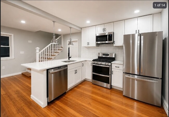 Building Photo - 25 Alice St Unit 1F