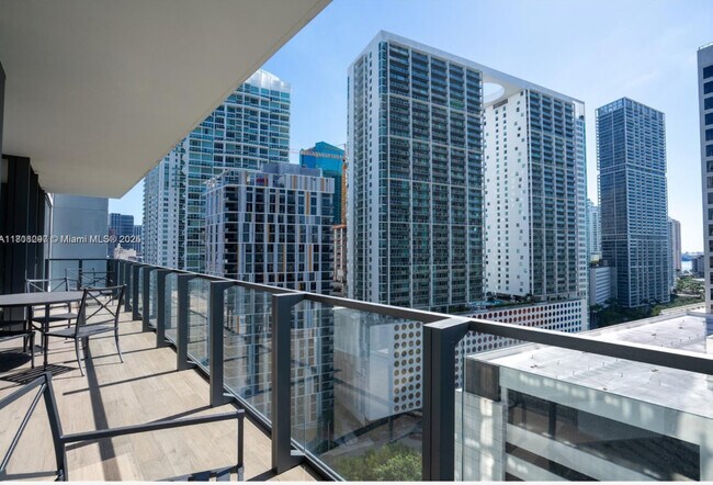 Photo - 68 SW 6th St