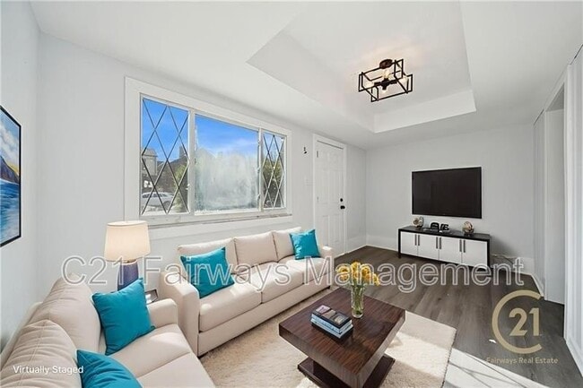 Photo - 233 E 19th Ave