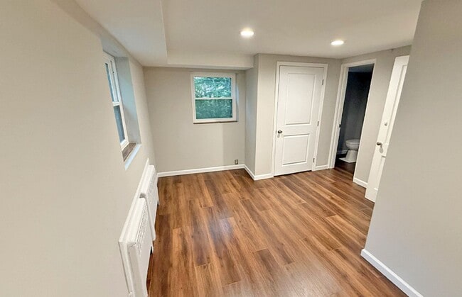 Photo - 458 Wood Ave Unidad 458-05