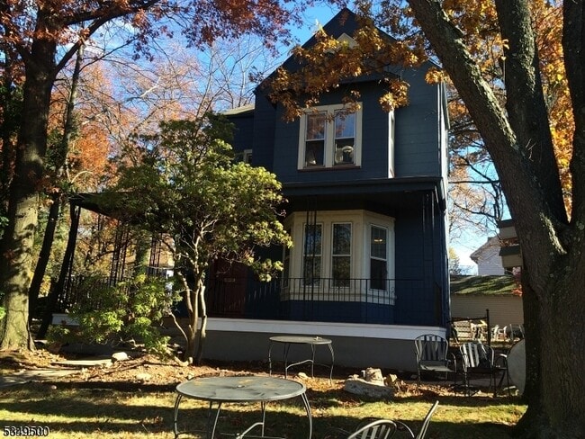 Building Photo - 204 Prospect St Rental