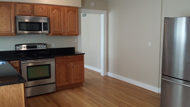 Photo - 430 N Washington Ave