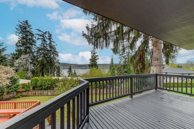 Photo - Dock, Space & Views