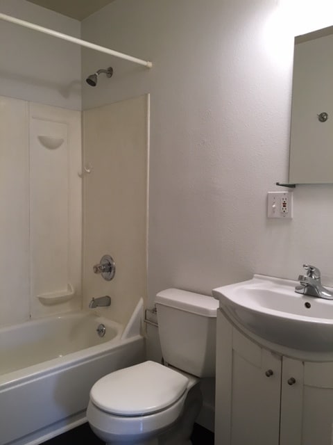 Photo - 5431 NE 16th Ave