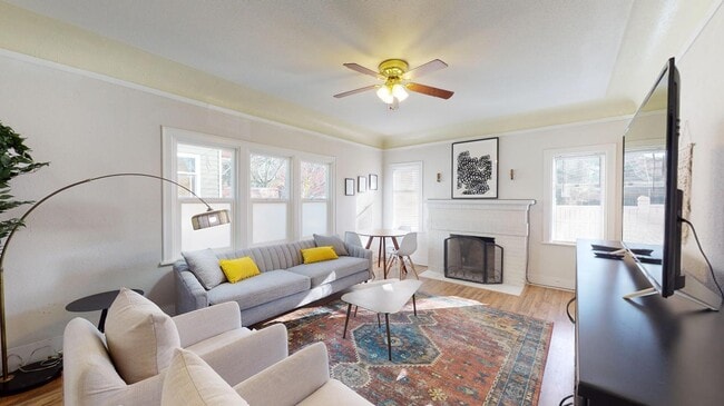 Photo - 2808 E Spring St