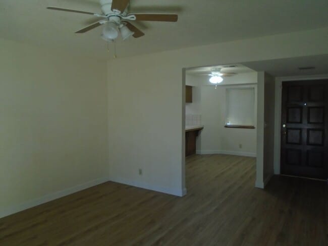 Photo - SW BAKERSFIELD--WON'T LAST LONG !