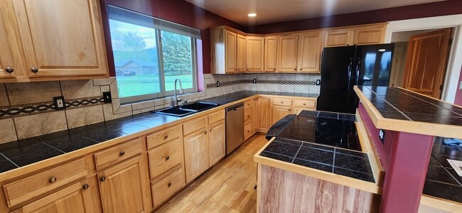 Photo - 8105 Alamosa Ln