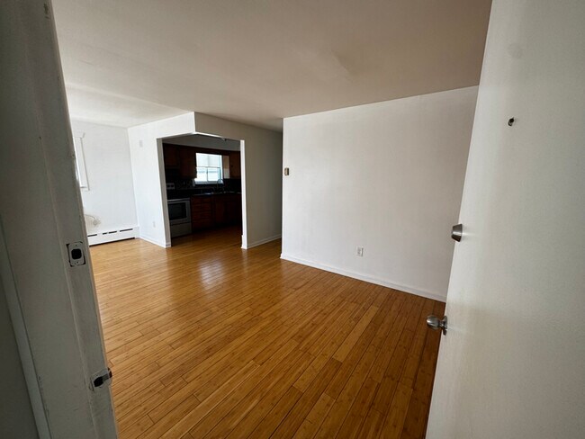 Photo - 207 Summit Ave Unidad B