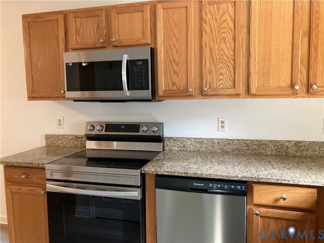 8308 Southern Watch Pl