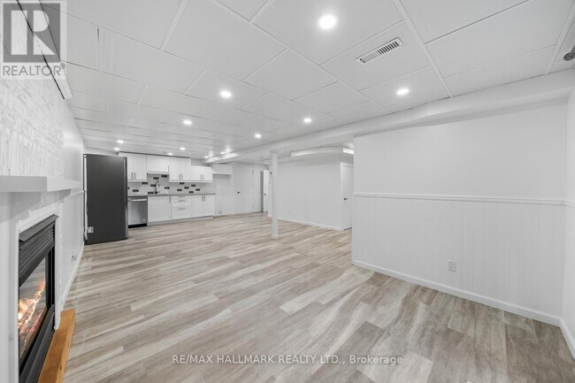 Photo - 237 Osmond Crescent