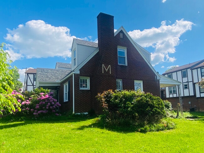 Photo - 1302 Riddle Ave