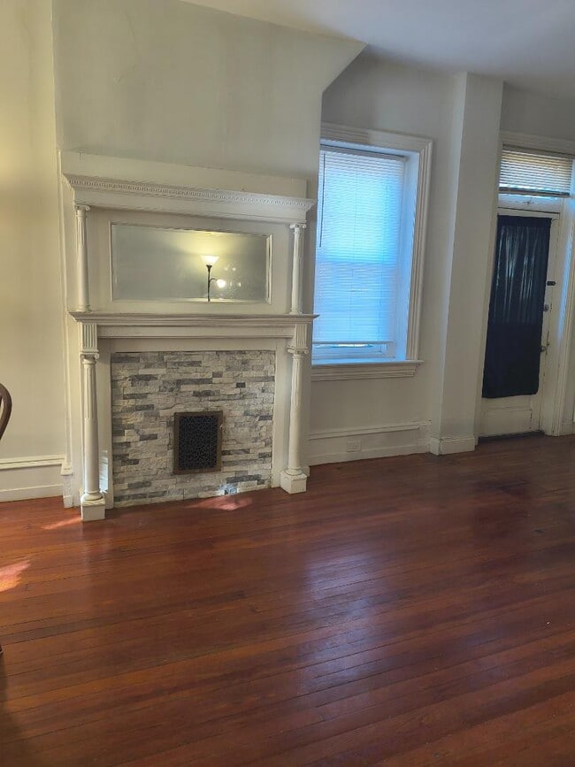 Photo - 6845 Germantown Ave