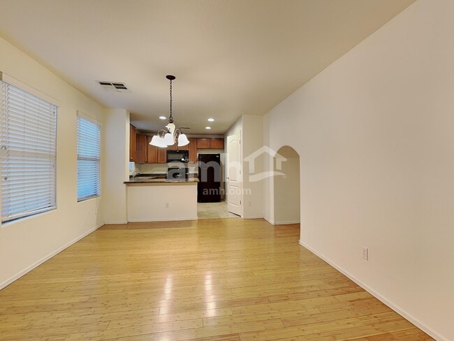 Photo - 2549 E Bart St