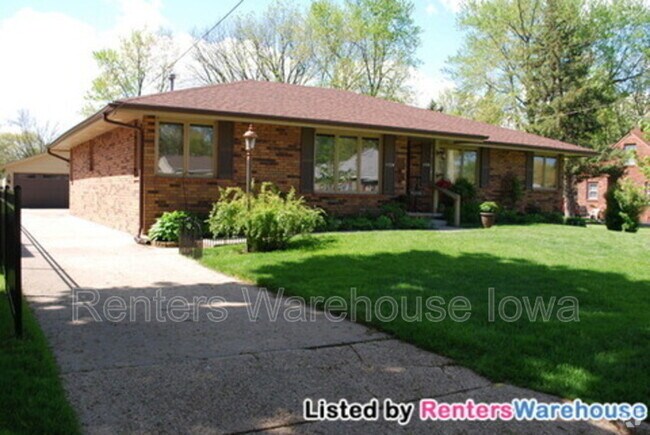 Building Photo - 1326 Rose Ave Rental