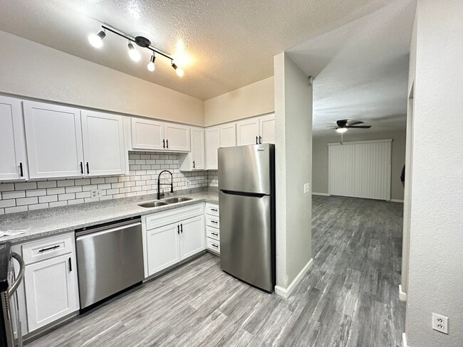 Photo - 2814 E Kathleen Rd