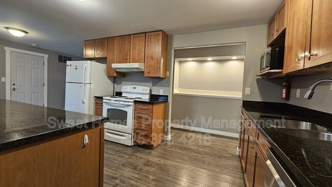 12828 111th Ave NE