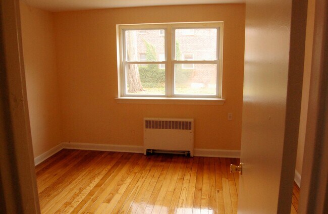 Photo - Michael Manor Apartment Homes