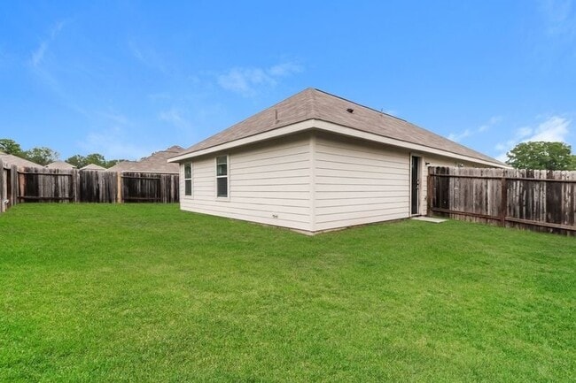 Photo - 13815 Winding Path Ln