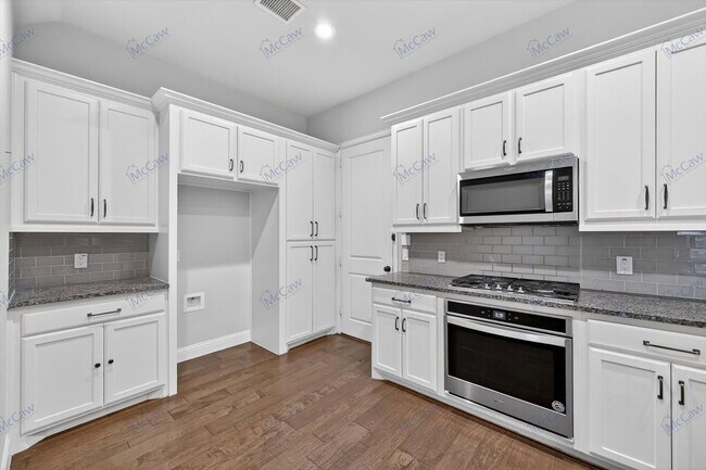 Photo - 4224 Riverside Dr