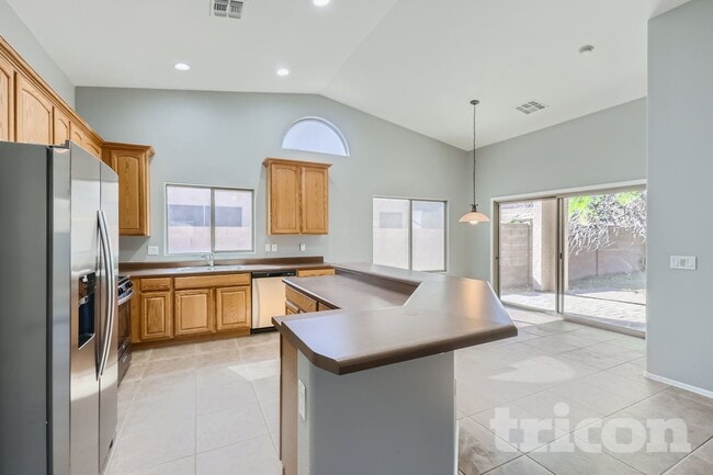 Photo - 44196 Vineyard St