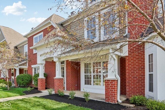 Photo - 1355 Middlebury Dr