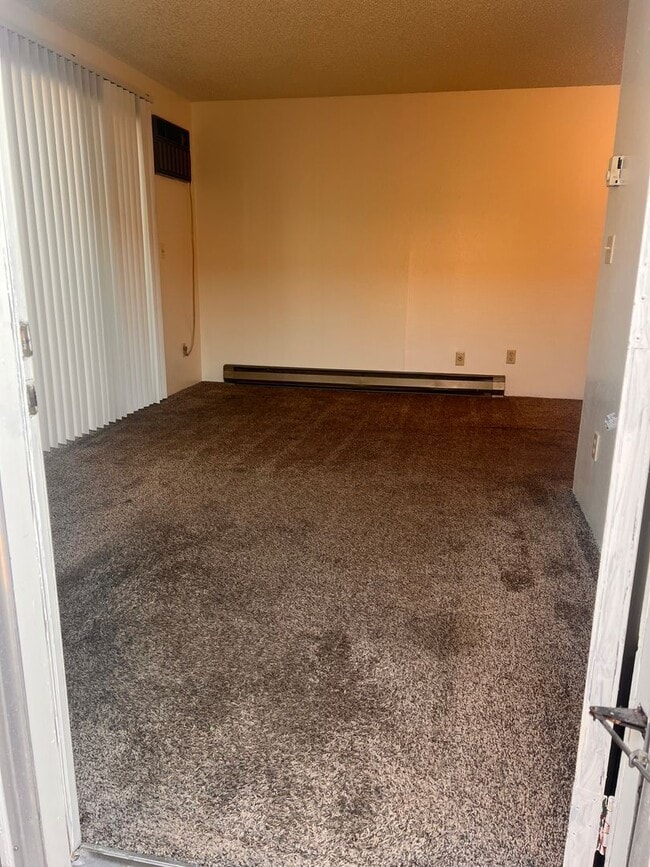Photo - 1927 Crater Lake Ave Unit #2