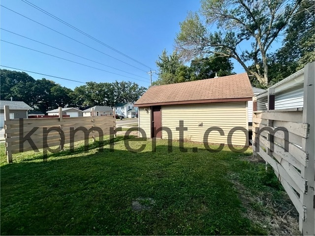 Photo - 1200 4th Ave NW
