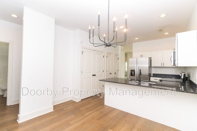 Photo - 3016 N Chamberlain Ave