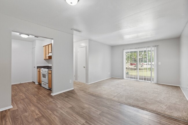 Building Photo - Arbor Place