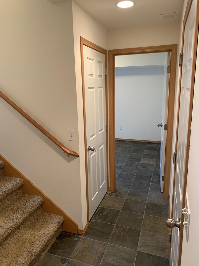 Photo - 9515 Holly Dr