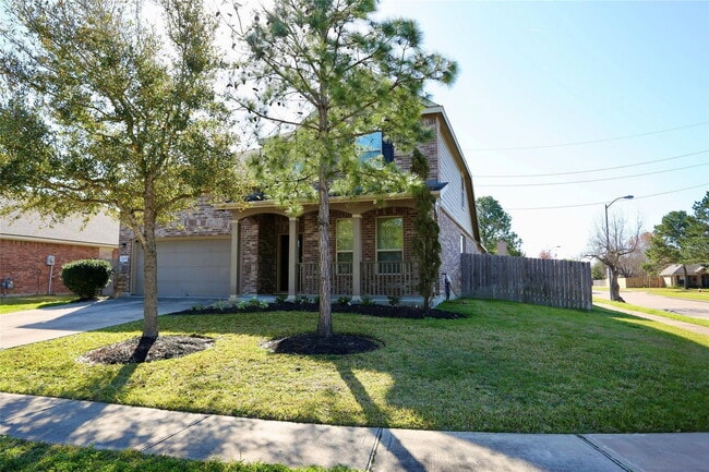 Photo - 24339 Goodwin Dr