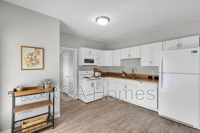 Photo - 1011 E Raymond St