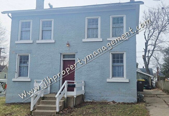 Building Photo - 503 W Pleasant St