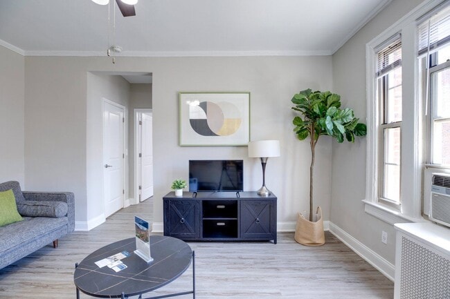 Kew Gardens One Bedroom Apartment Living Room