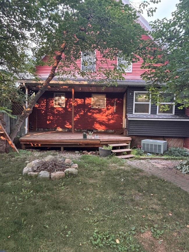 Photo - 803 4th Ave
