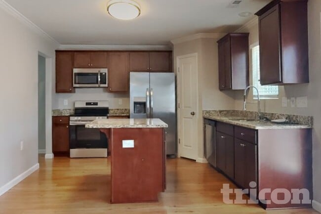 Photo - 3007 Stauton Dr
