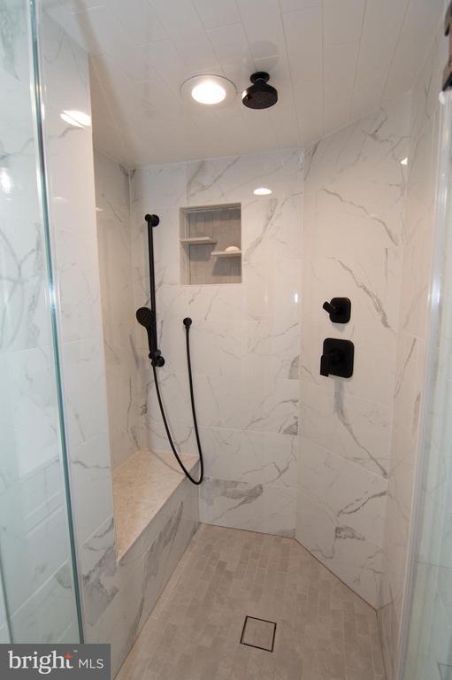 Photo - 404 Talahi Rd SE