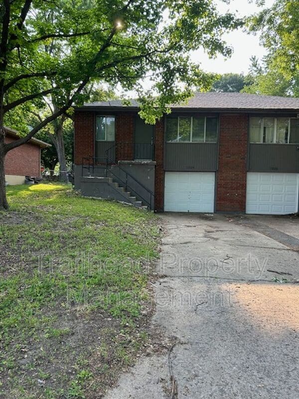 Photo - 1024 SW Kingscross Rd Townhome