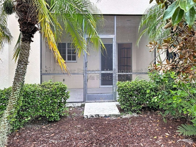 Photo - 215 Cape Harbour Loop Unidad 106