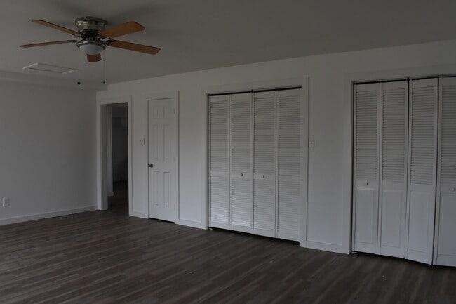 Photo - 108 E Kirby Ave