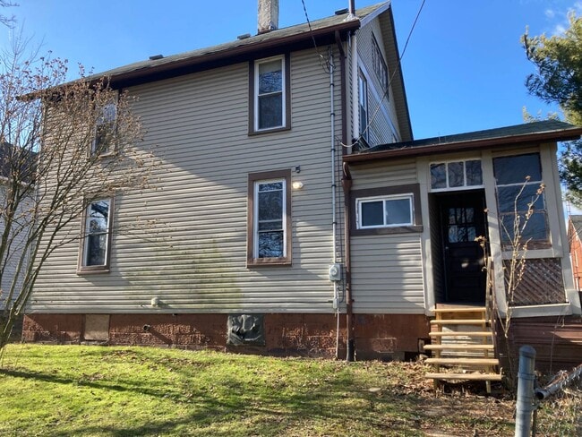 Photo - 736 S Seneca Ave